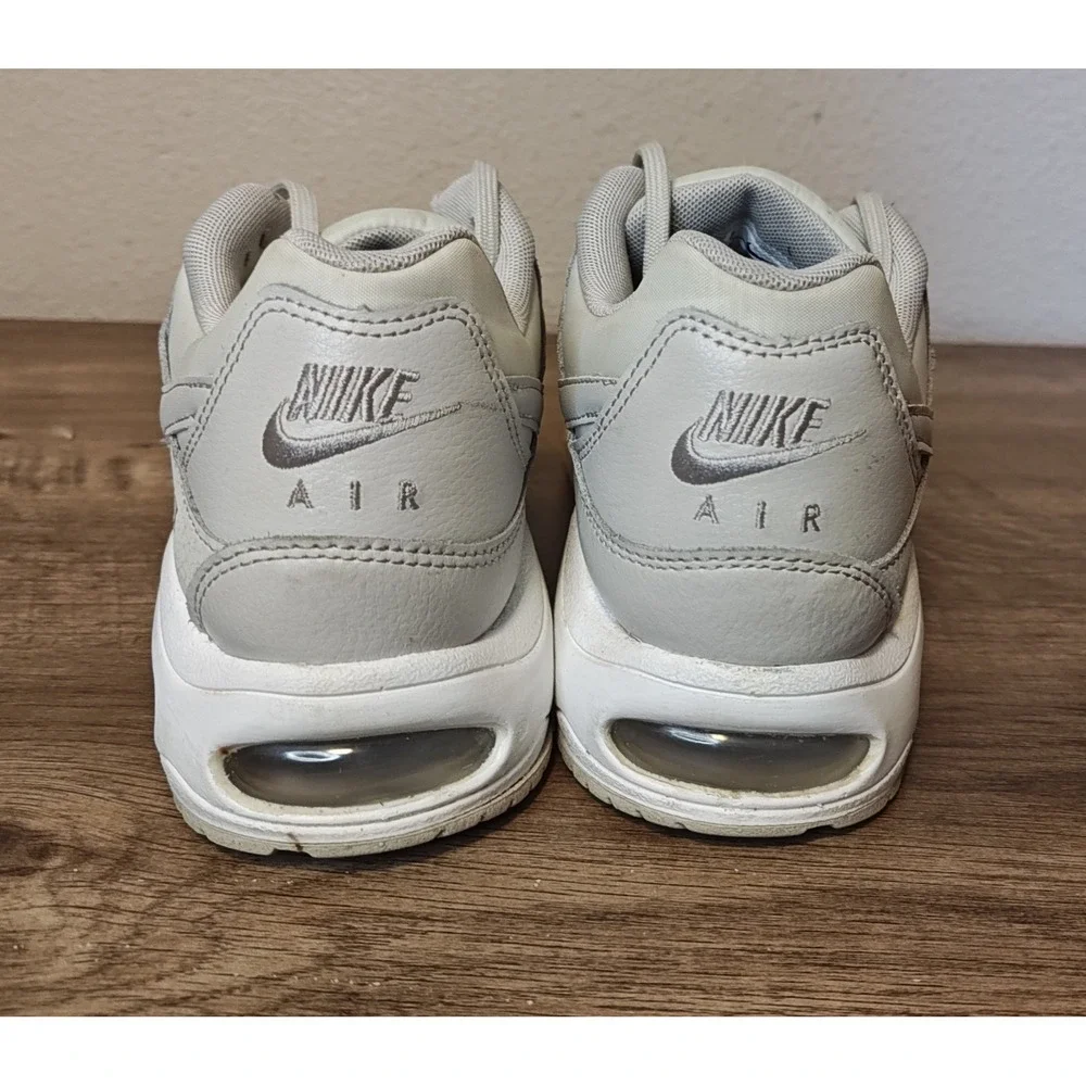 Nike Air Max Command Women 8.5 Grey 397690-018 Low‎ Top Athletic Sneakers